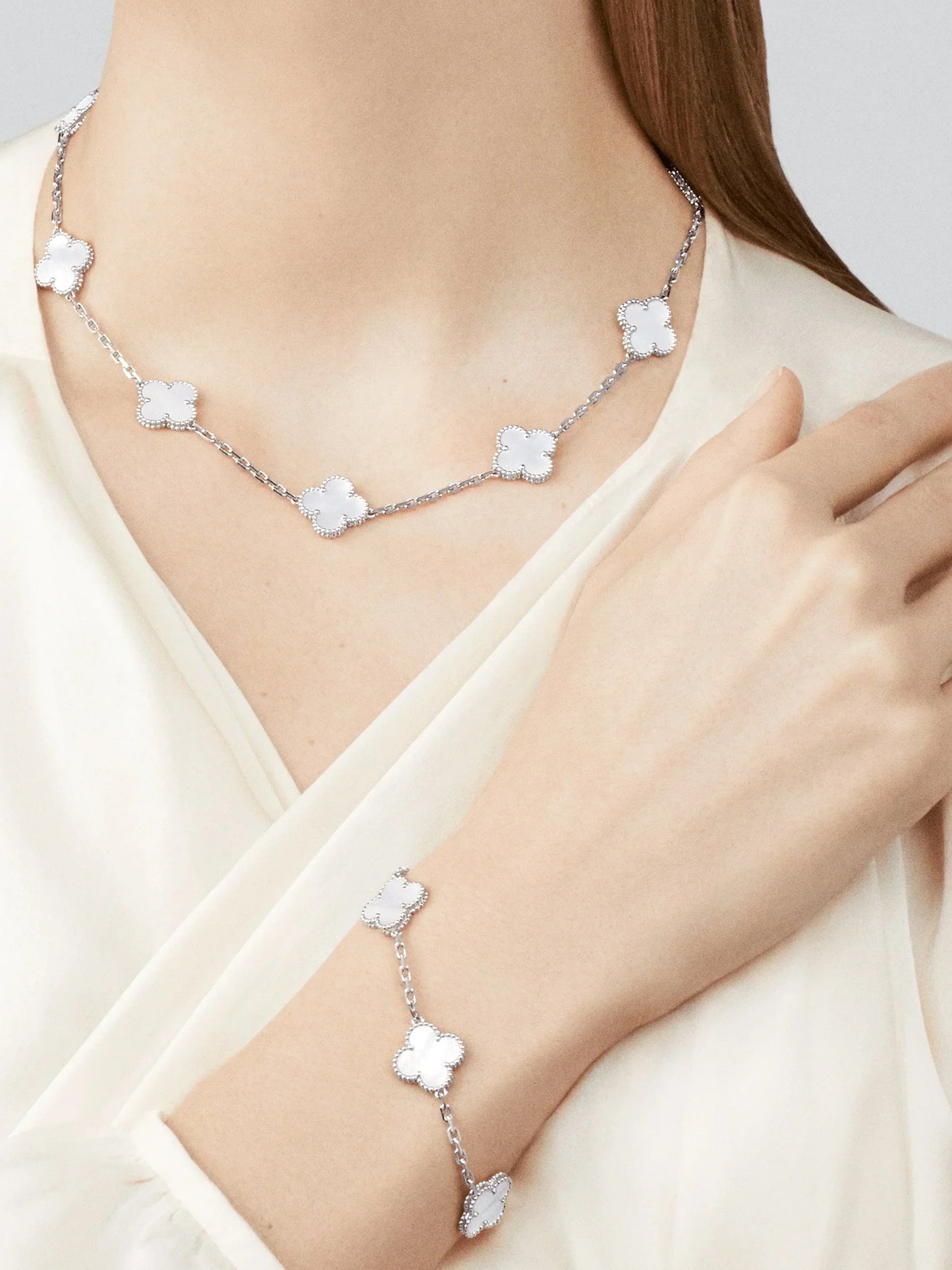 CLOVER | 10 Motief Zilveren Ketting
