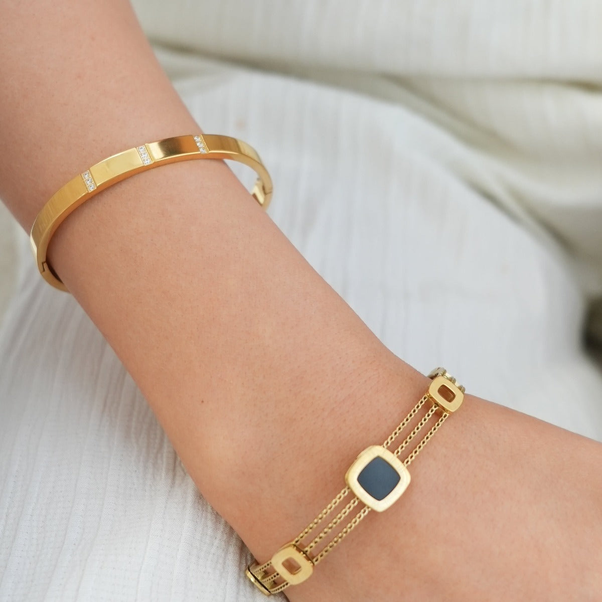 Lineaire Steen Bangle Armband - Goud