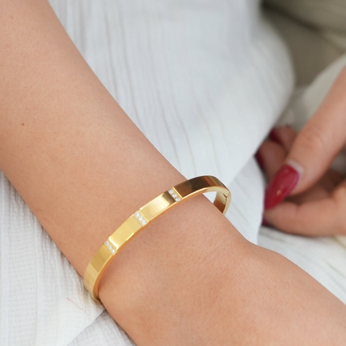 Lineaire Steen Bangle Armband - Goud