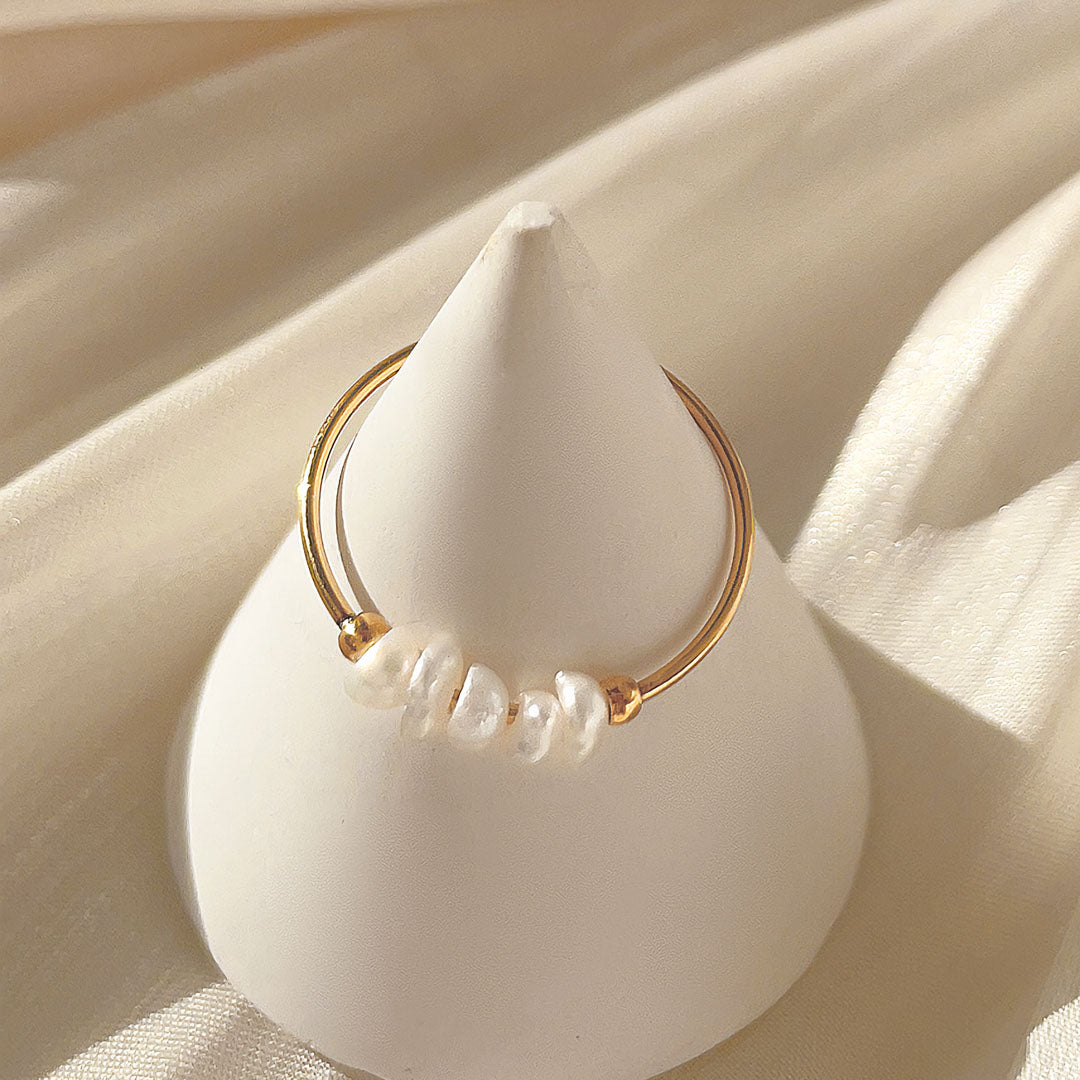 Magnolia Zoetwaterparel Gouden Ring