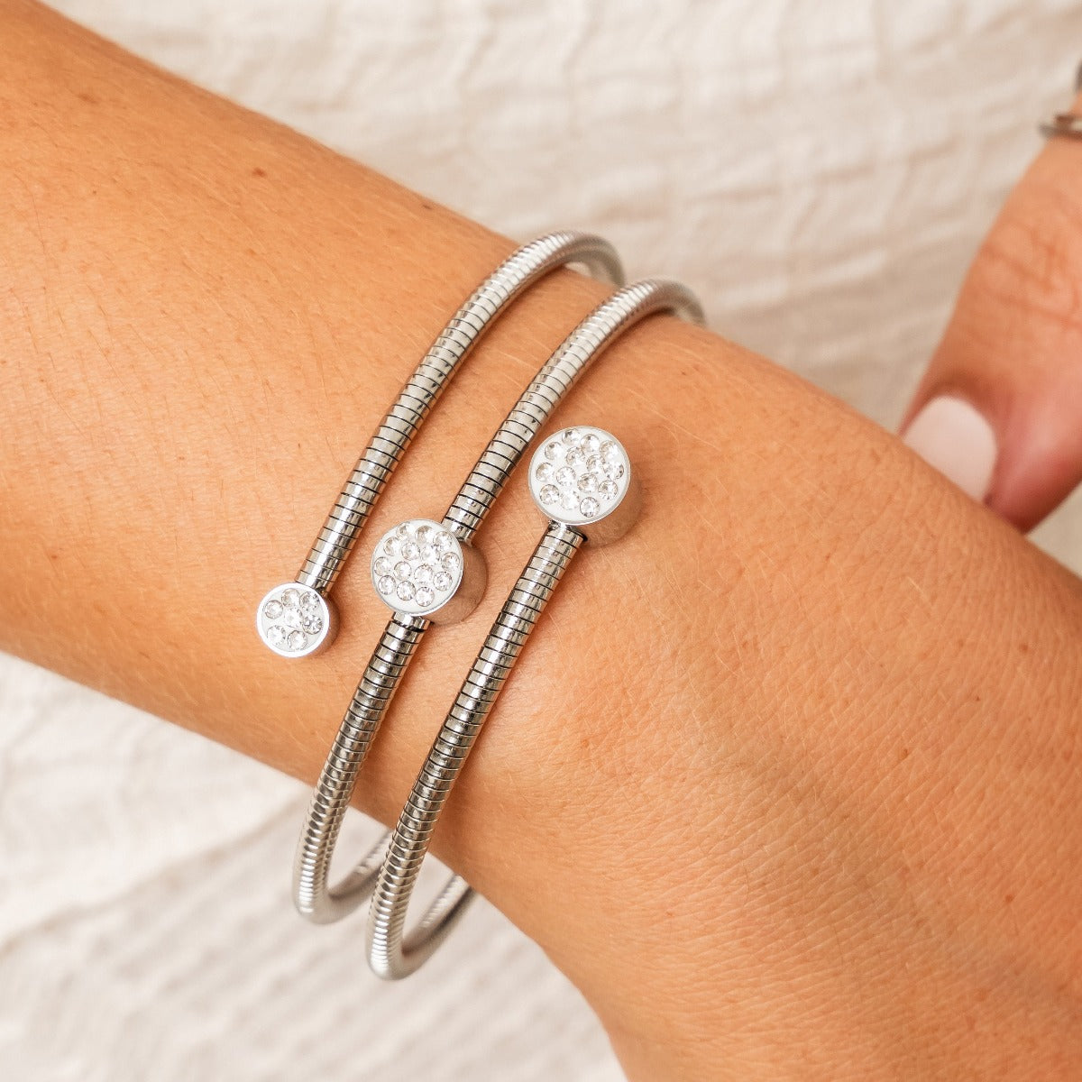 Stone Twister Bangle - Zilver