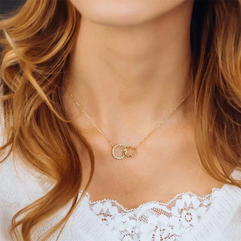 Isabelle Gouden Hoepelketting