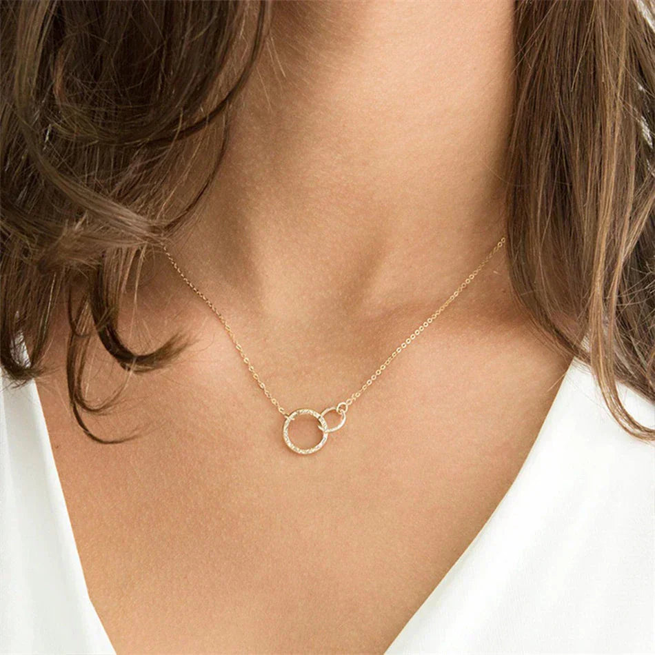 Isabelle Gouden Hoepelketting