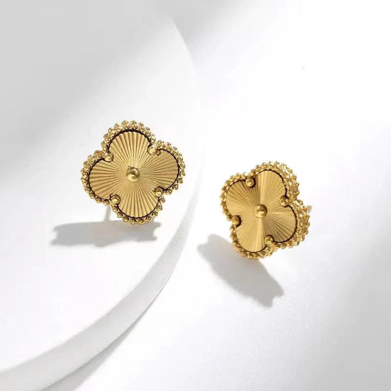 CLOVER | Premium Gouden Bundel