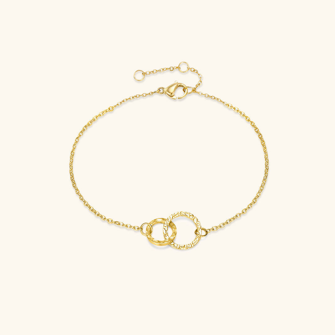 Isabelle Gouden Hoepelarmband