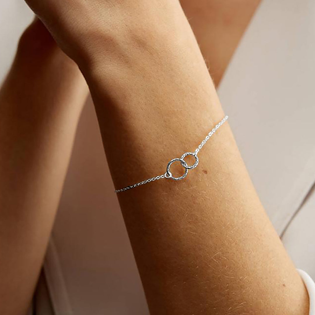 Isabelle Gouden Hoepelarmband