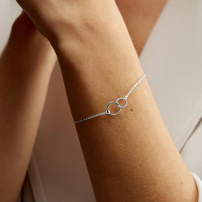 Isabelle Gouden Hoepelarmband