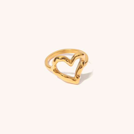 Verity Hart Ring