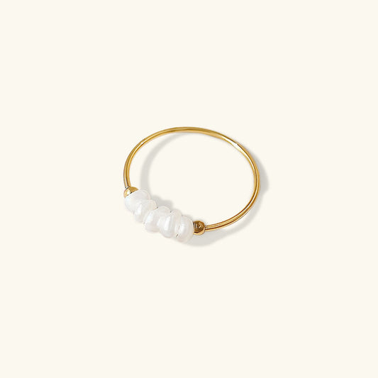 Magnolia Zoetwaterparel Gouden Ring