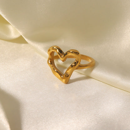 Verity Hart Ring