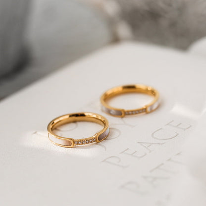 Gabrielle Diamant Simulant Gouden Ring