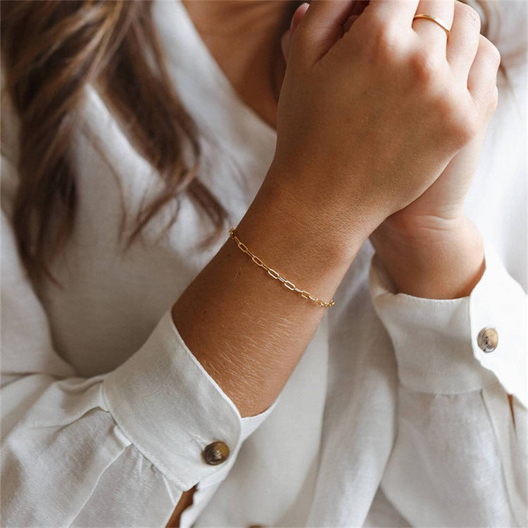 Maybelle Gouden Paperclip Kettingarmband