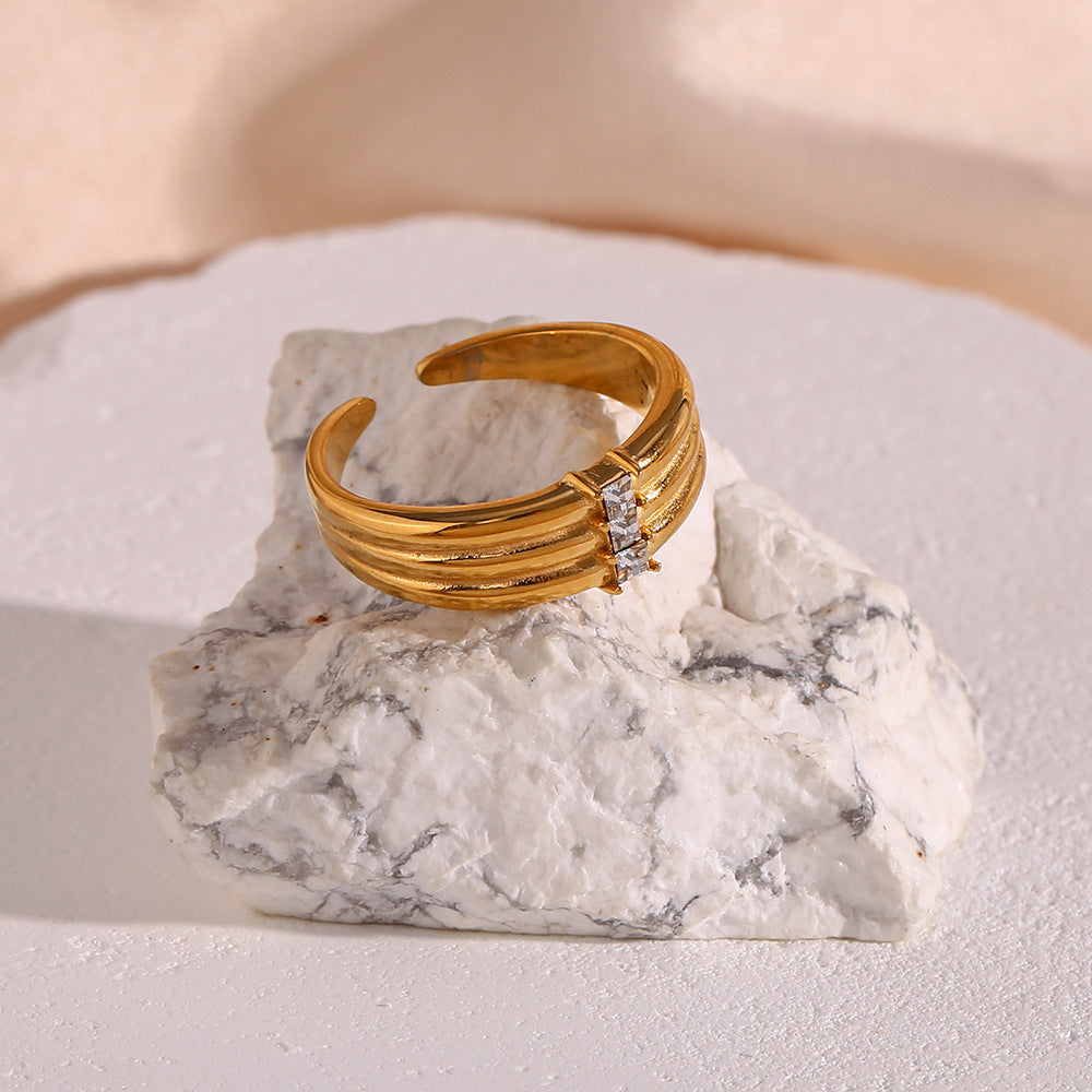 Azalea Smaragd Snit Gouden Ring