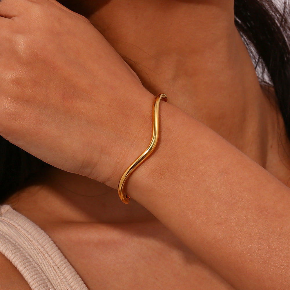 Lucinda Gouden Bangle
